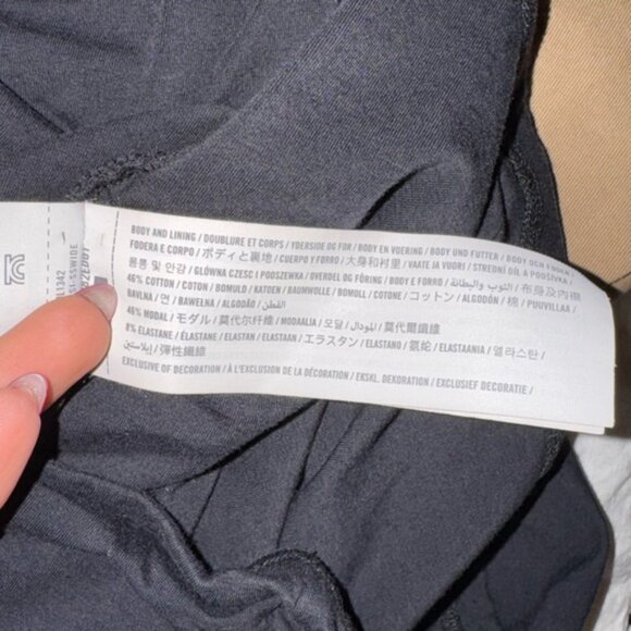 Shell Top – Size L – Black - Picture 5 of 8